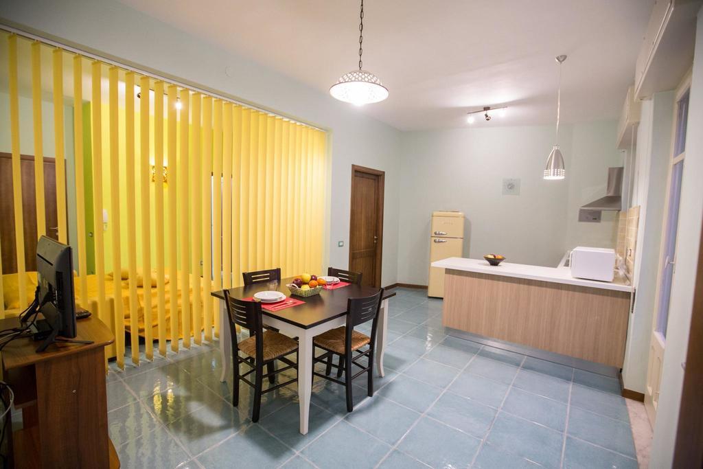Il Nido Del Sole Apartment Cefalu Room photo